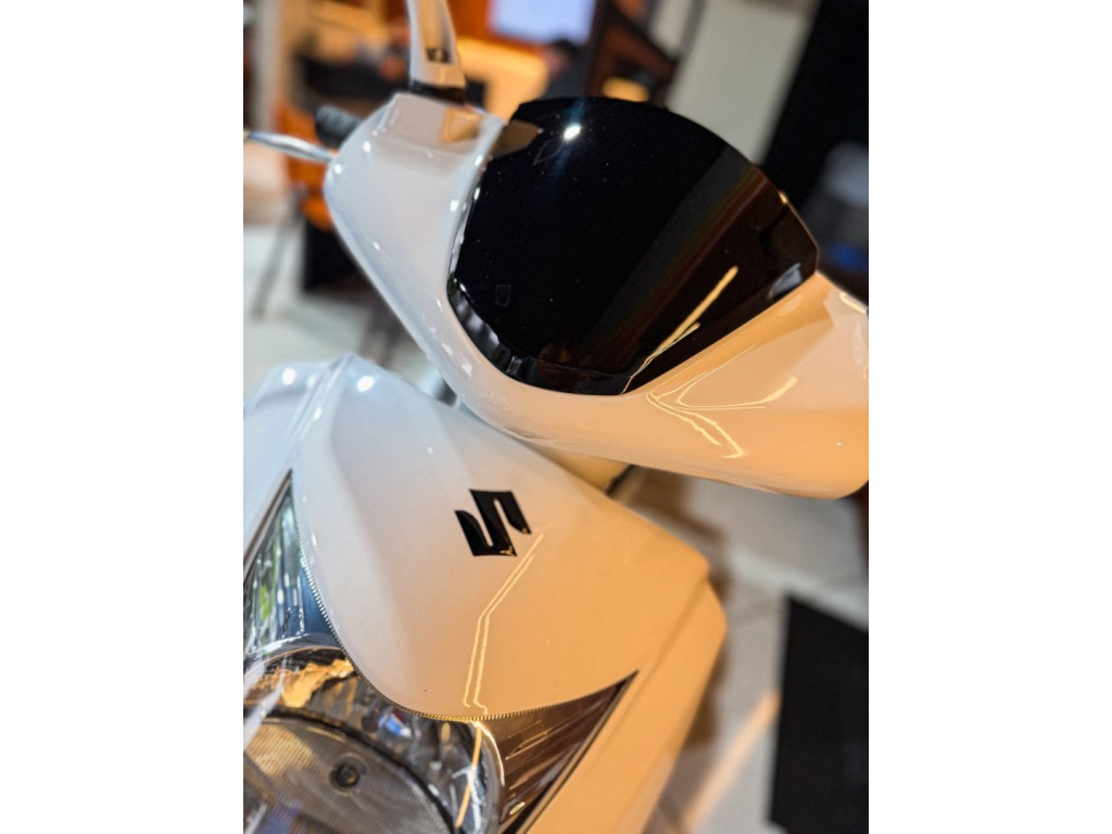 SUZUKI Burgman 125 Modelo sem Versão