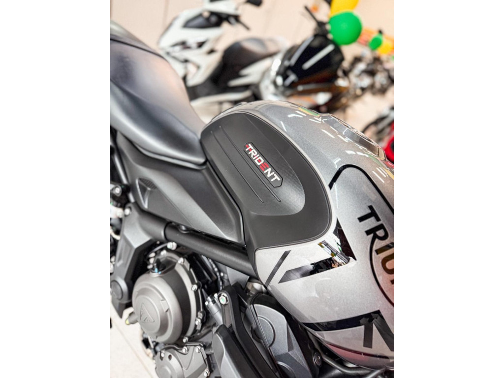 TRIUMPH Trident 660 N/D