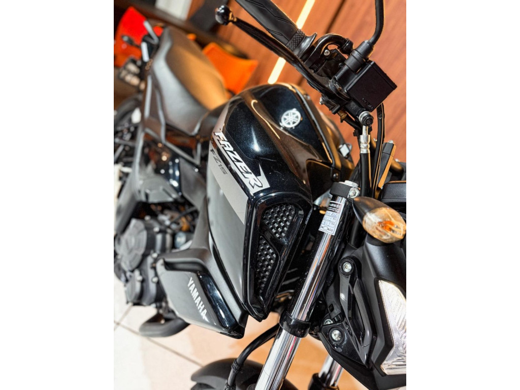 YAMAHA FZ 15 ABS