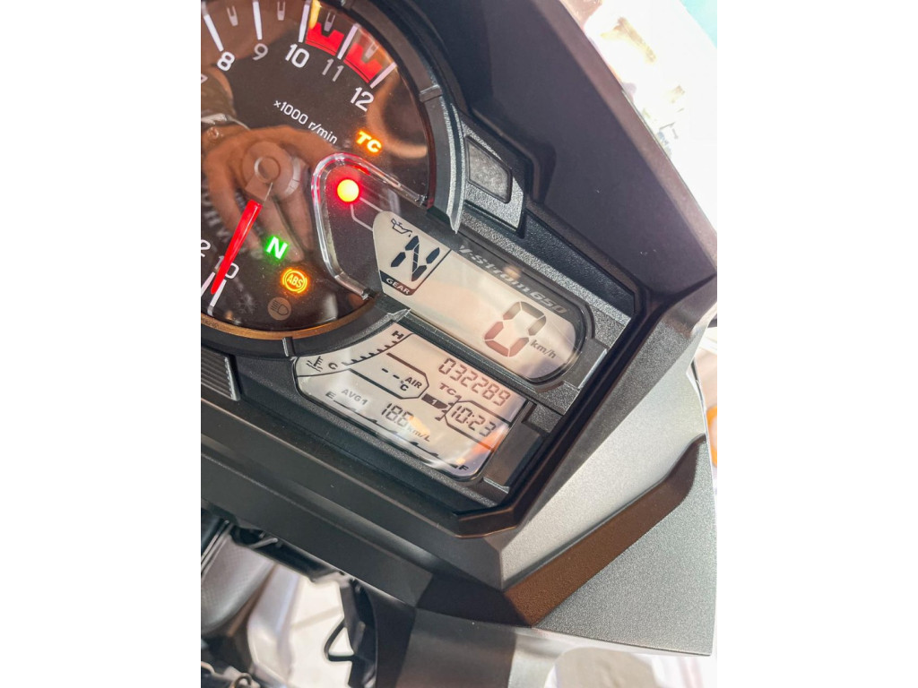 SUZUKI V-Strom DL 650 XT