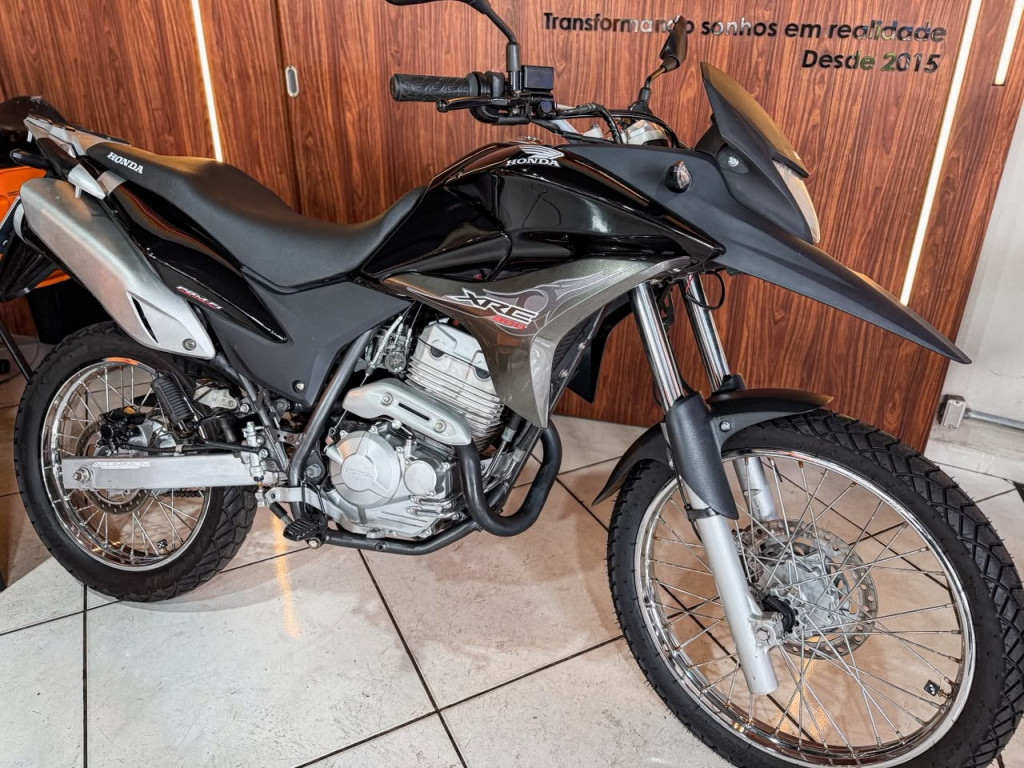 HONDA XRE 300 Modelo sem Versão