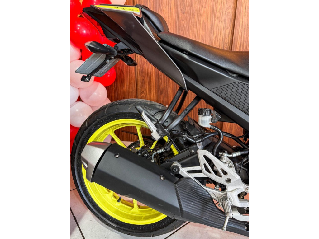 YAMAHA R 15 N/D