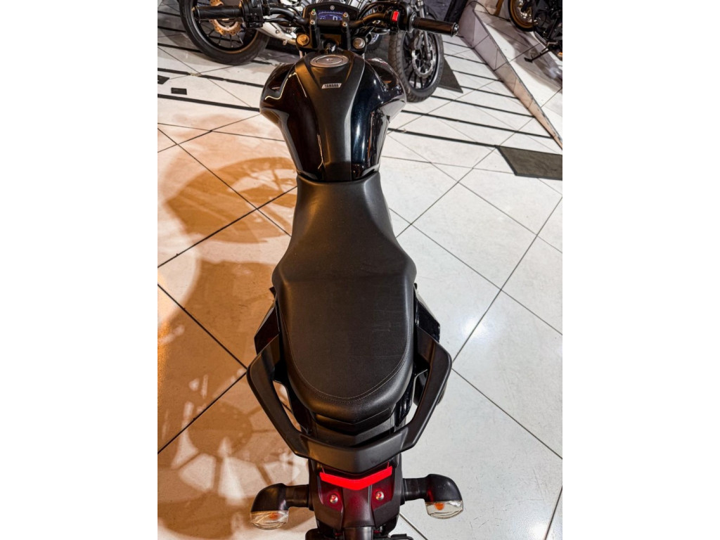 YAMAHA FZ 15 ABS