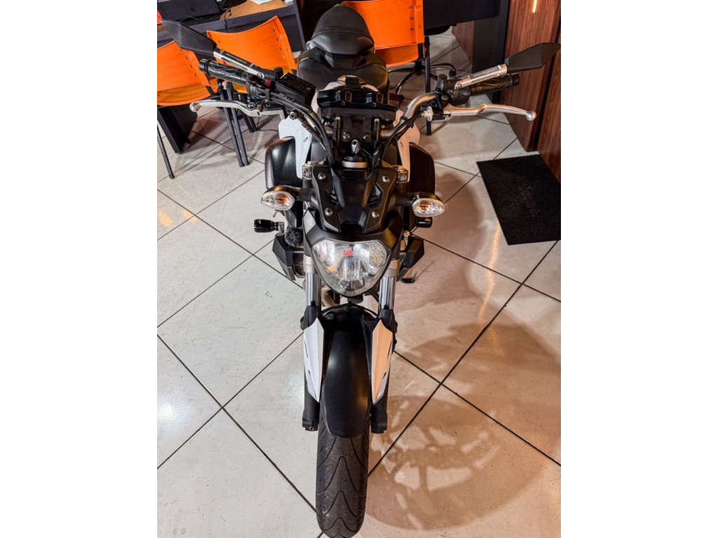 YAMAHA MT-07 700 ABS