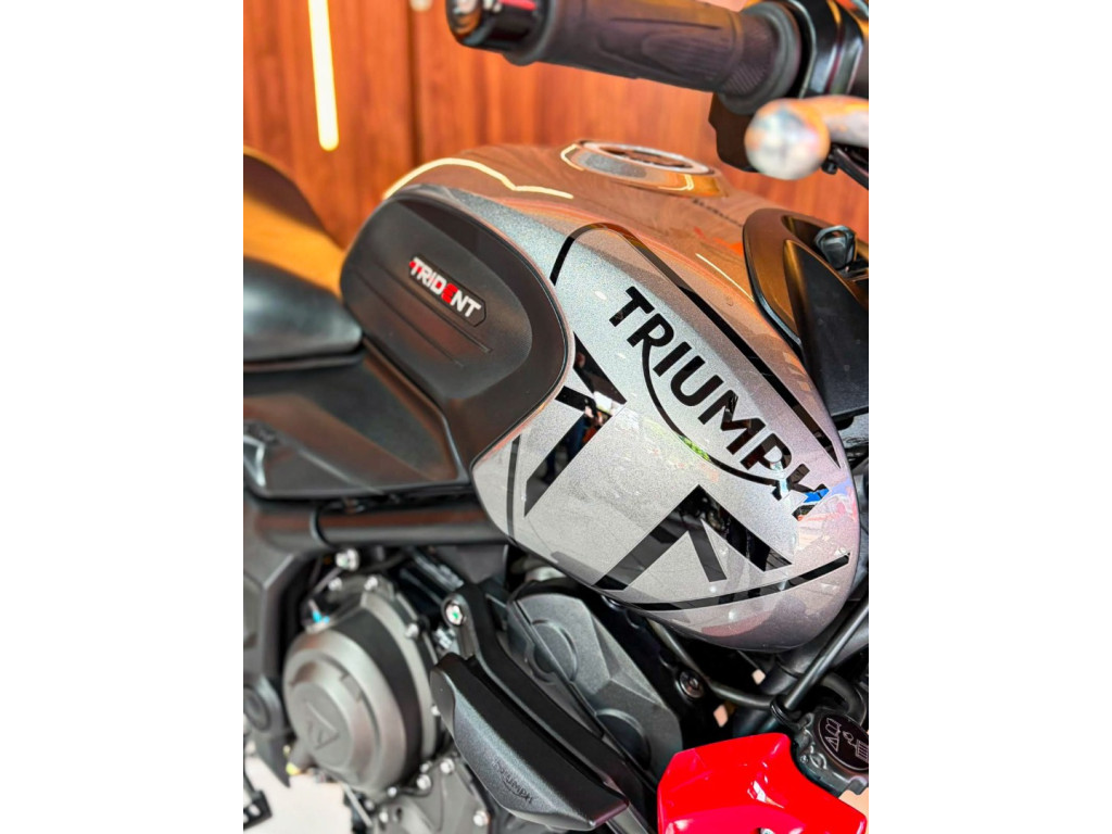 TRIUMPH Trident 660 N/D