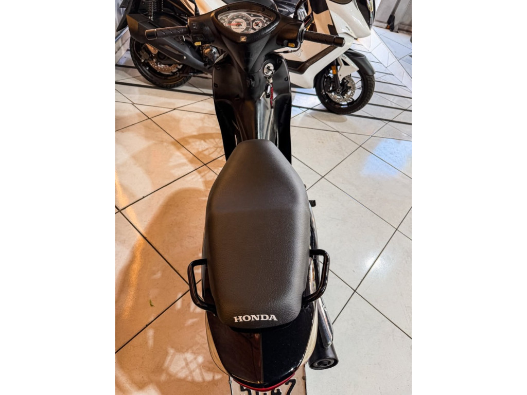 HONDA Biz 125 ES