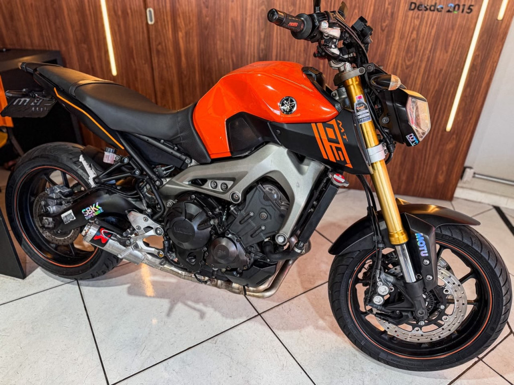 YAMAHA MT-09 850 ABS