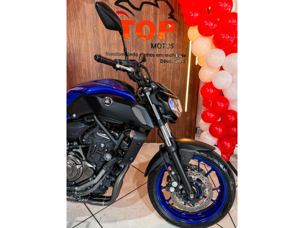 YAMAHA MT-07 700 ABS
