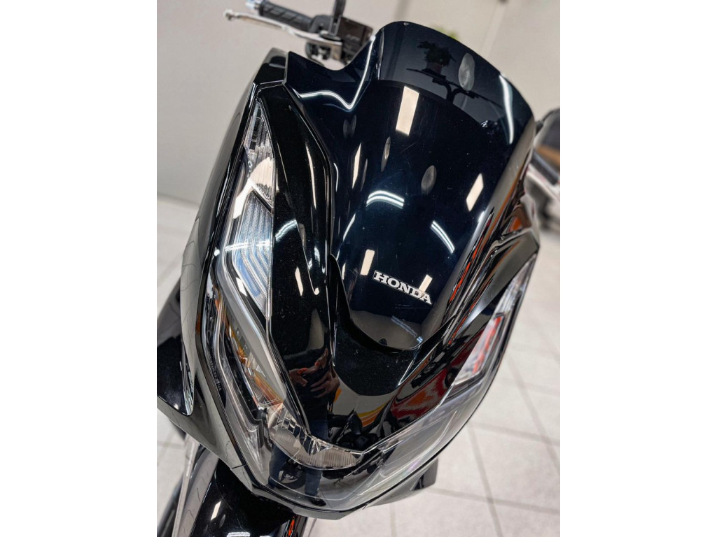HONDA PCX 160 DLX ABS