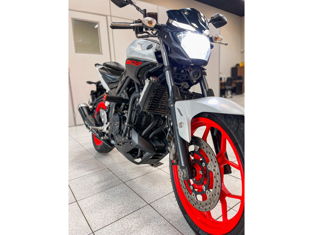 YAMAHA MT-03 300 ABS