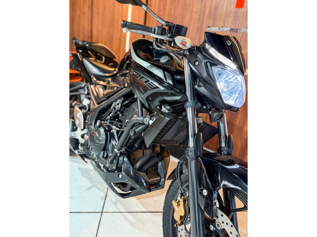 YAMAHA MT-03 300 ABS