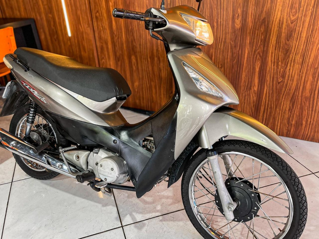 HONDA Biz 125 ES