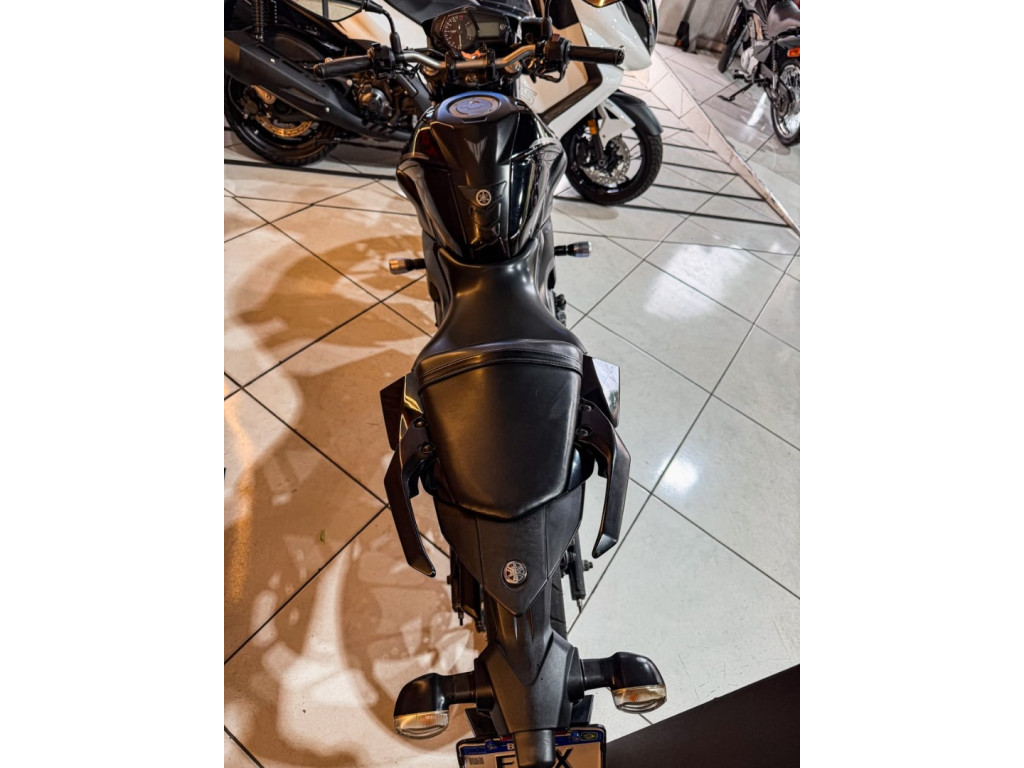 YAMAHA MT-03 300 ABS