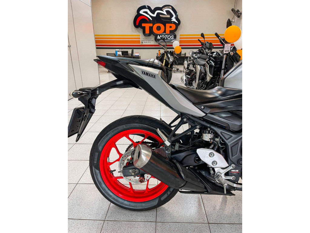 YAMAHA MT-03 300 ABS