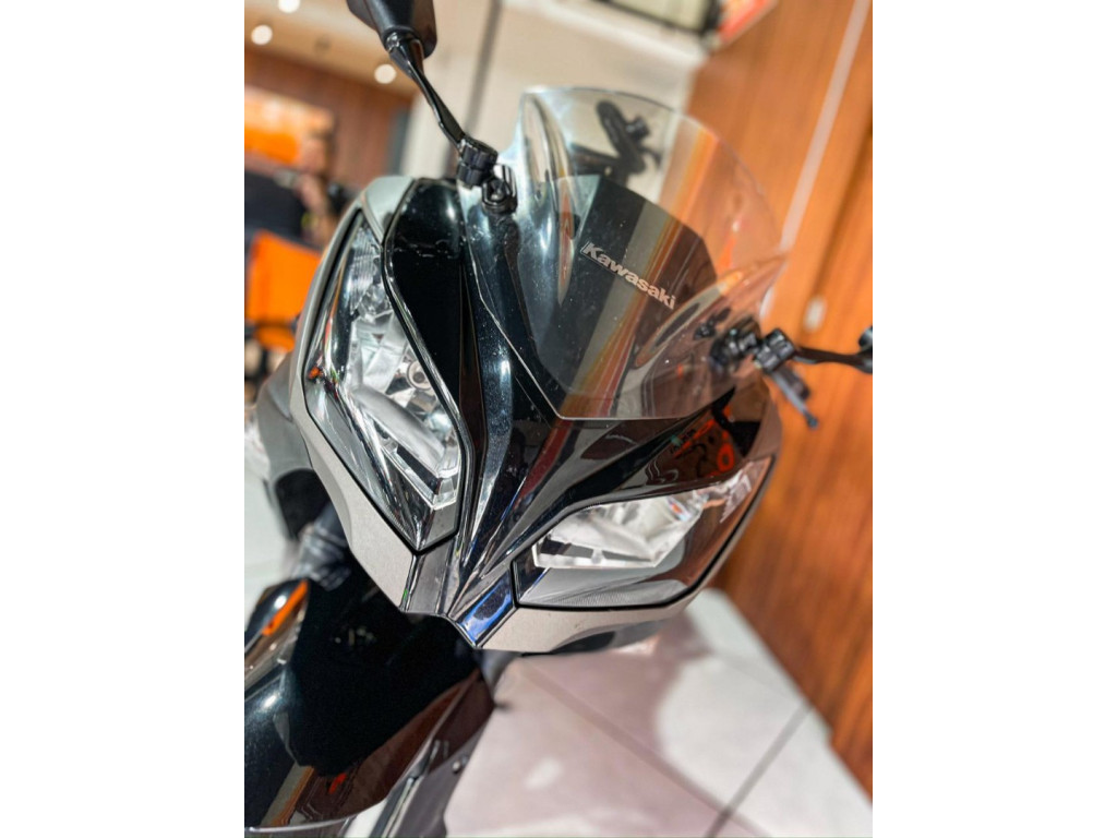 KAWASAKI Ninja 300 Modelo sem Versão