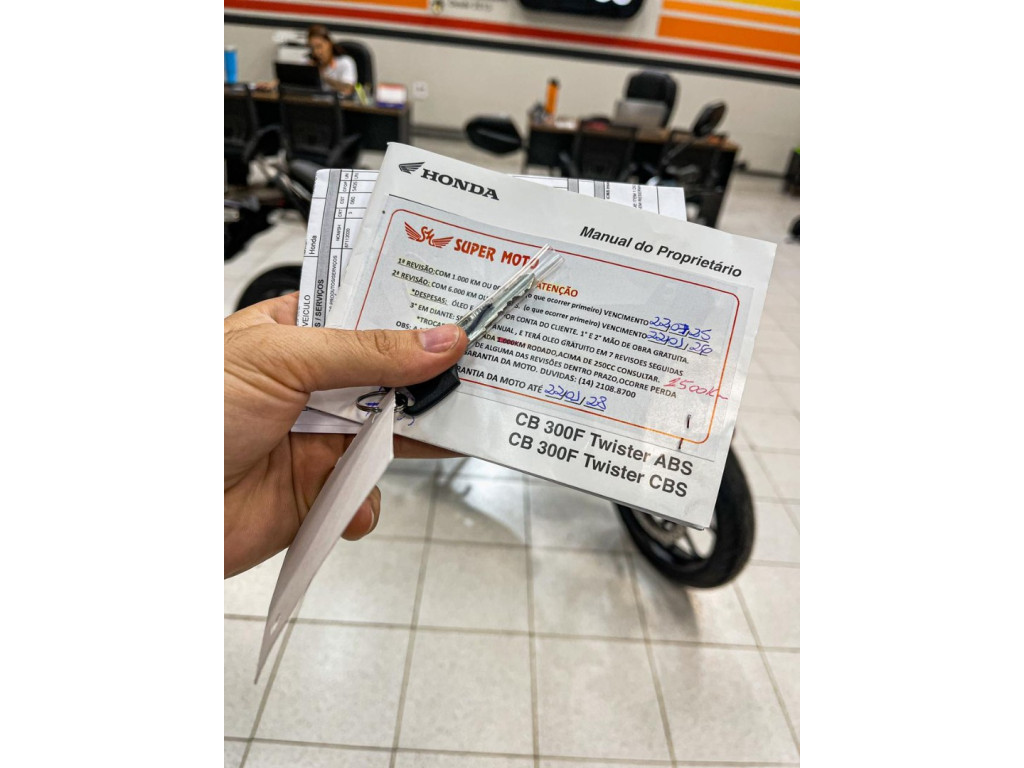 HONDA CB 300 F Twister FLEX ABS