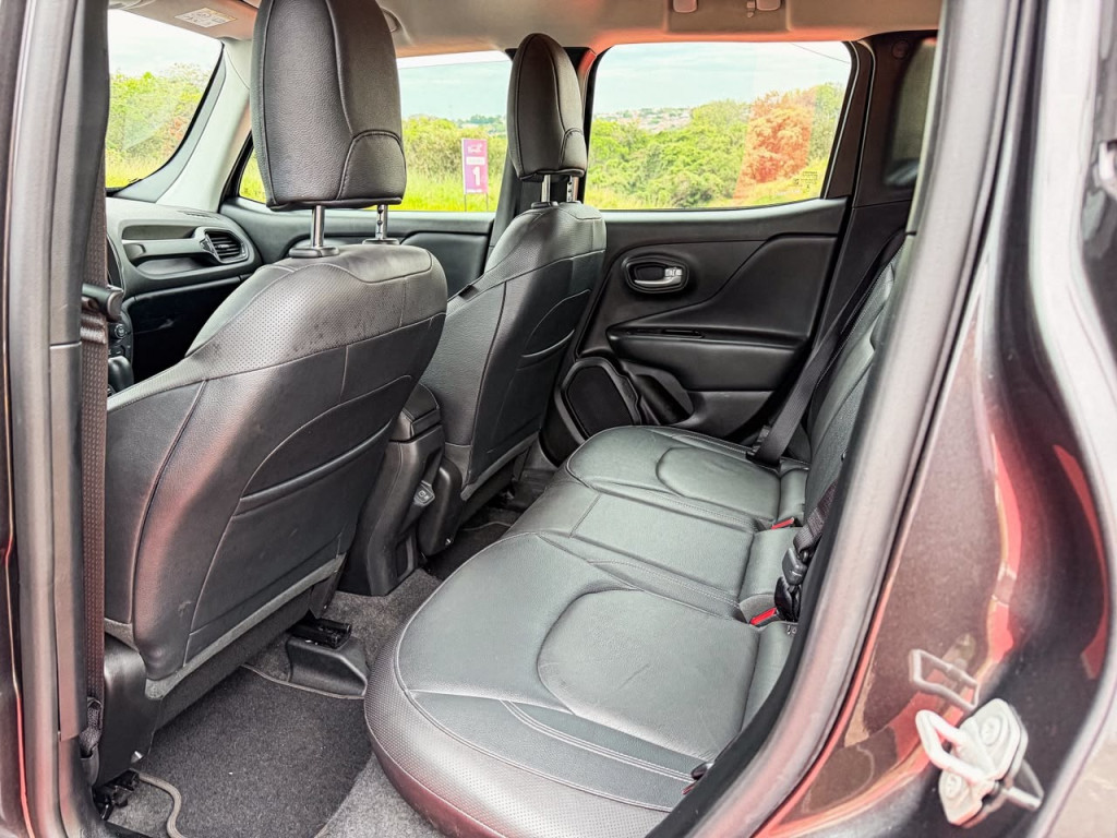 JEEP Renegade 1.3 16V 4P FLEX T270 LONGITUDE TURBO AUTOMÁTICO