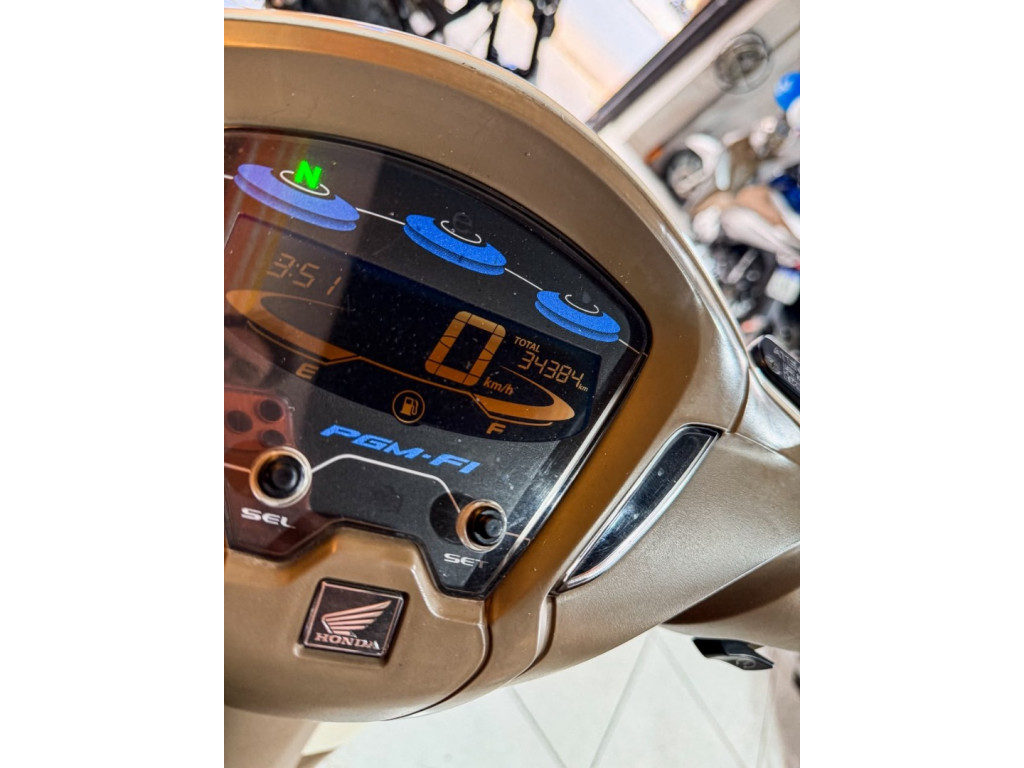 HONDA Biz 125 FLEX