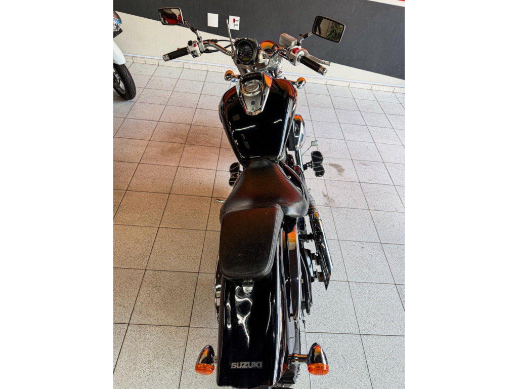 SUZUKI Boulevard M 800 Modelo sem Versão
