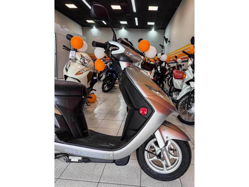 SUZUKI Burgman 125 Modelo sem Versão