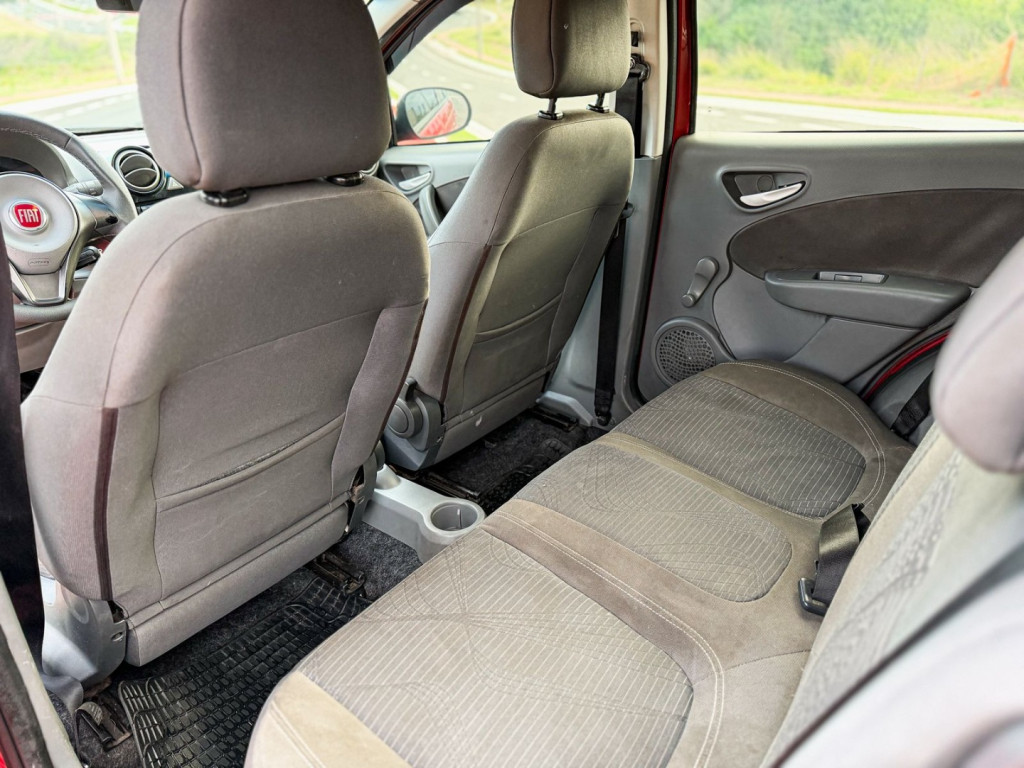FIAT Palio 1.0 4P FLEX ATTRACTIVE