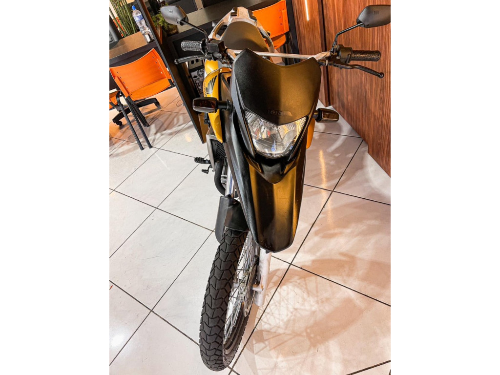 HONDA XRE 300 Modelo sem Versão