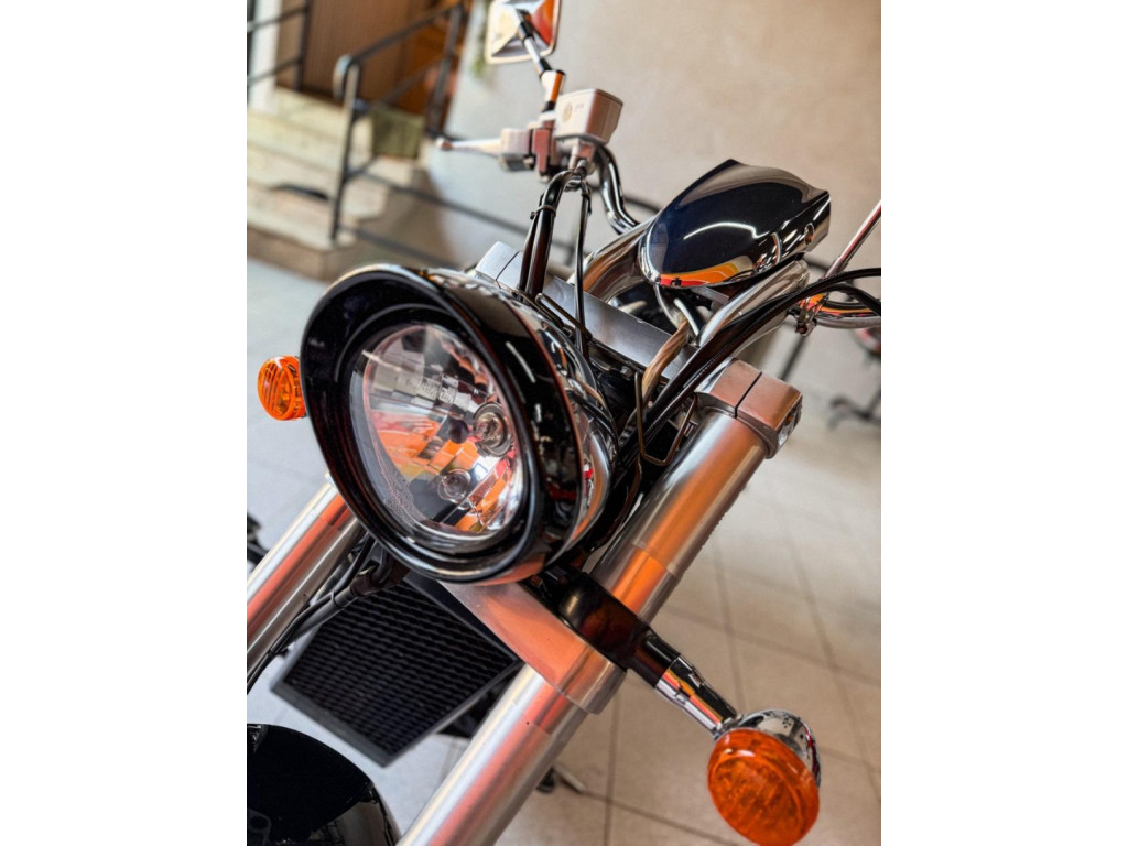 SUZUKI Boulevard M 800 Modelo sem Versão