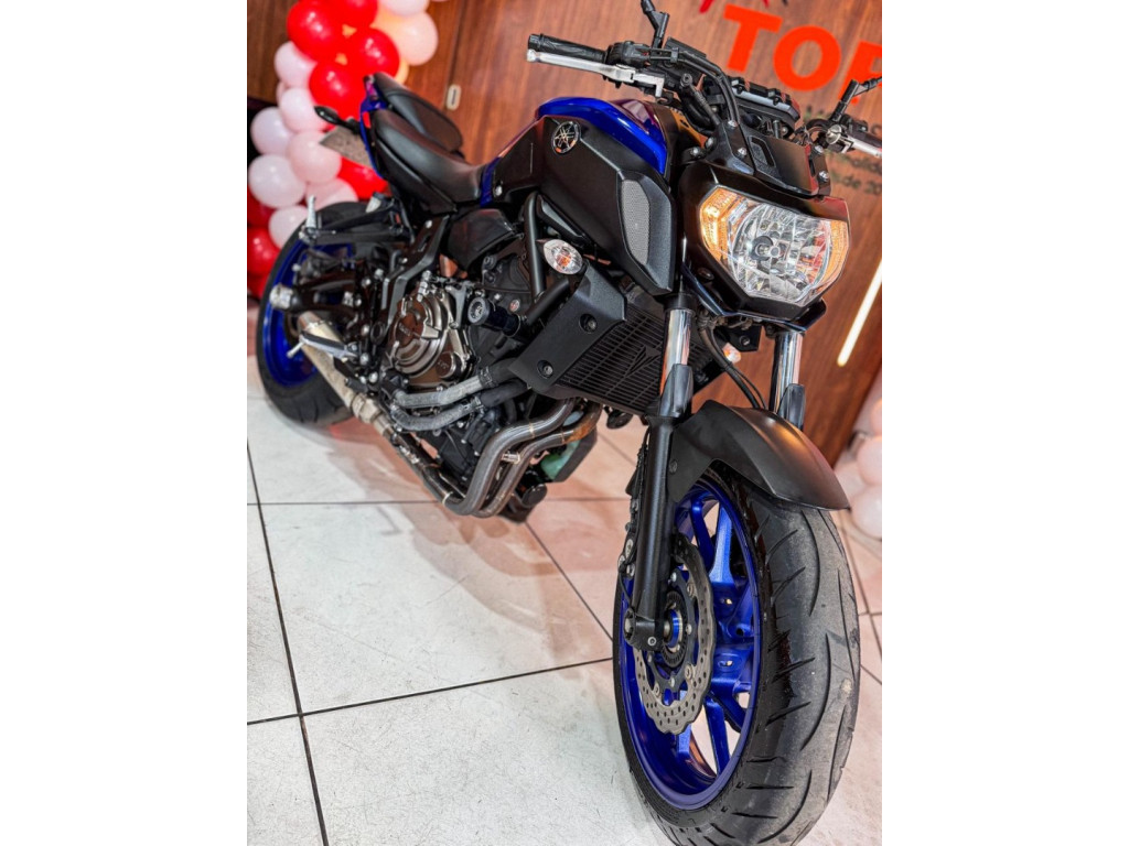 YAMAHA MT-07 700 ABS