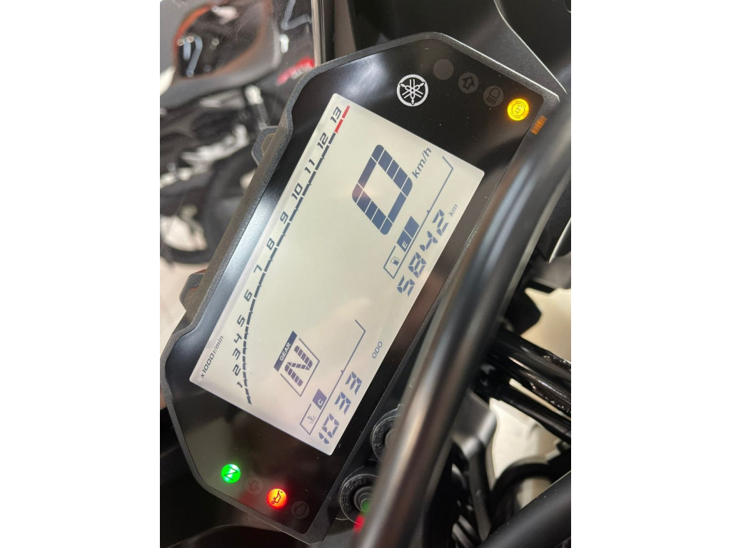 YAMAHA R 320 N/D