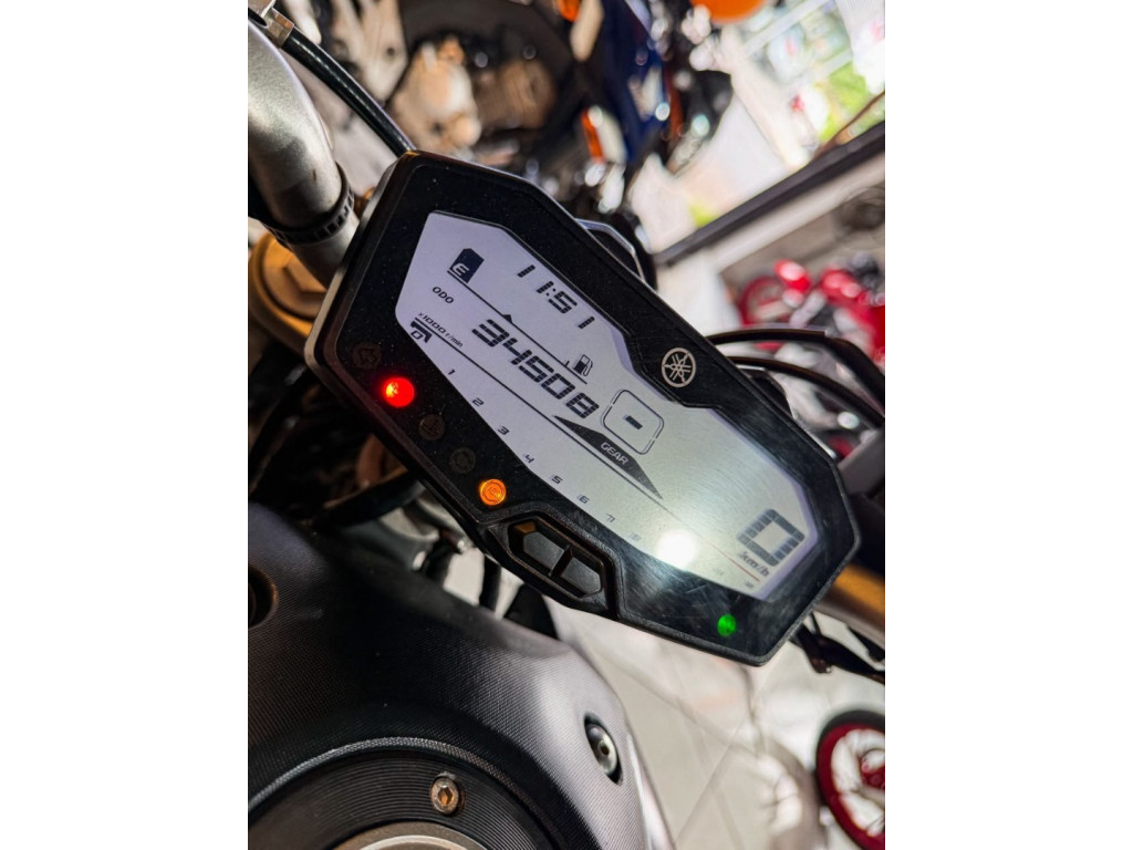 YAMAHA MT-07 700 ABS