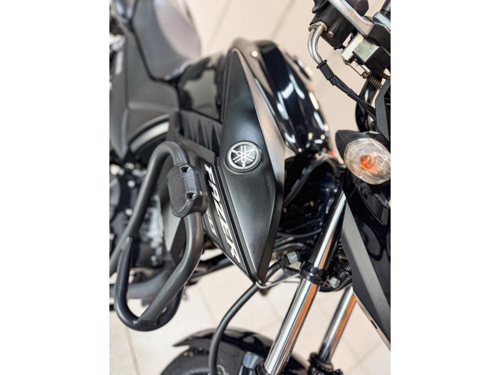 YAMAHA YS Fazer 150 BLUE FLEX