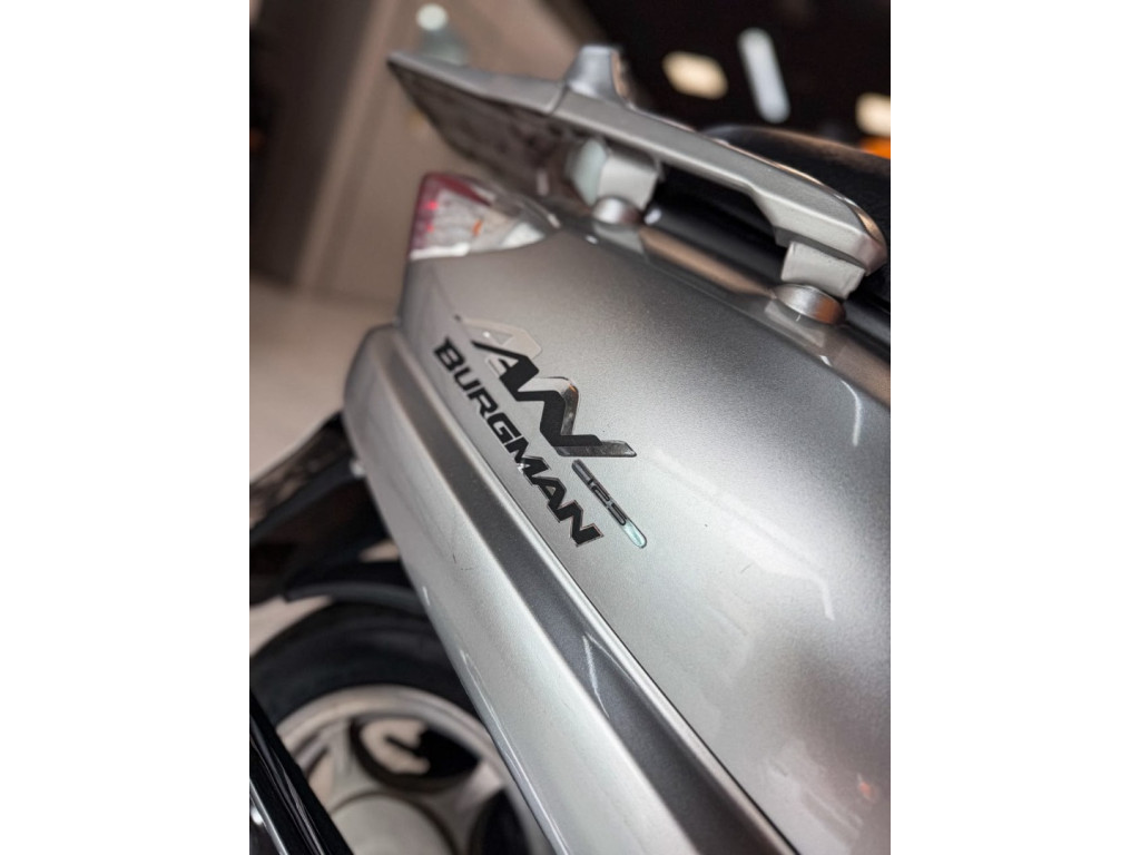 SUZUKI Burgman 125 Modelo sem Versão