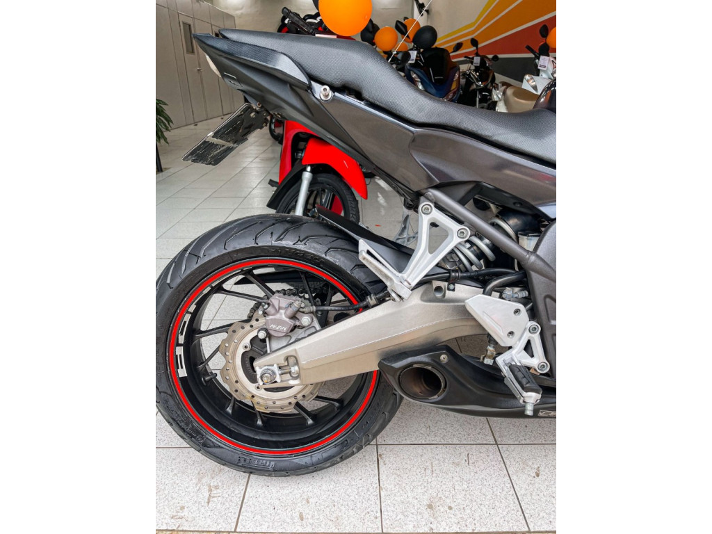 HONDA CB 650 F Modelo sem Versão