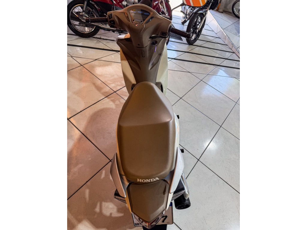 HONDA Biz 125 FLEX