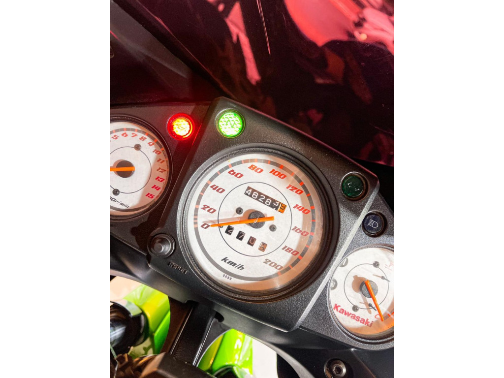 KAWASAKI Ninja 250 R