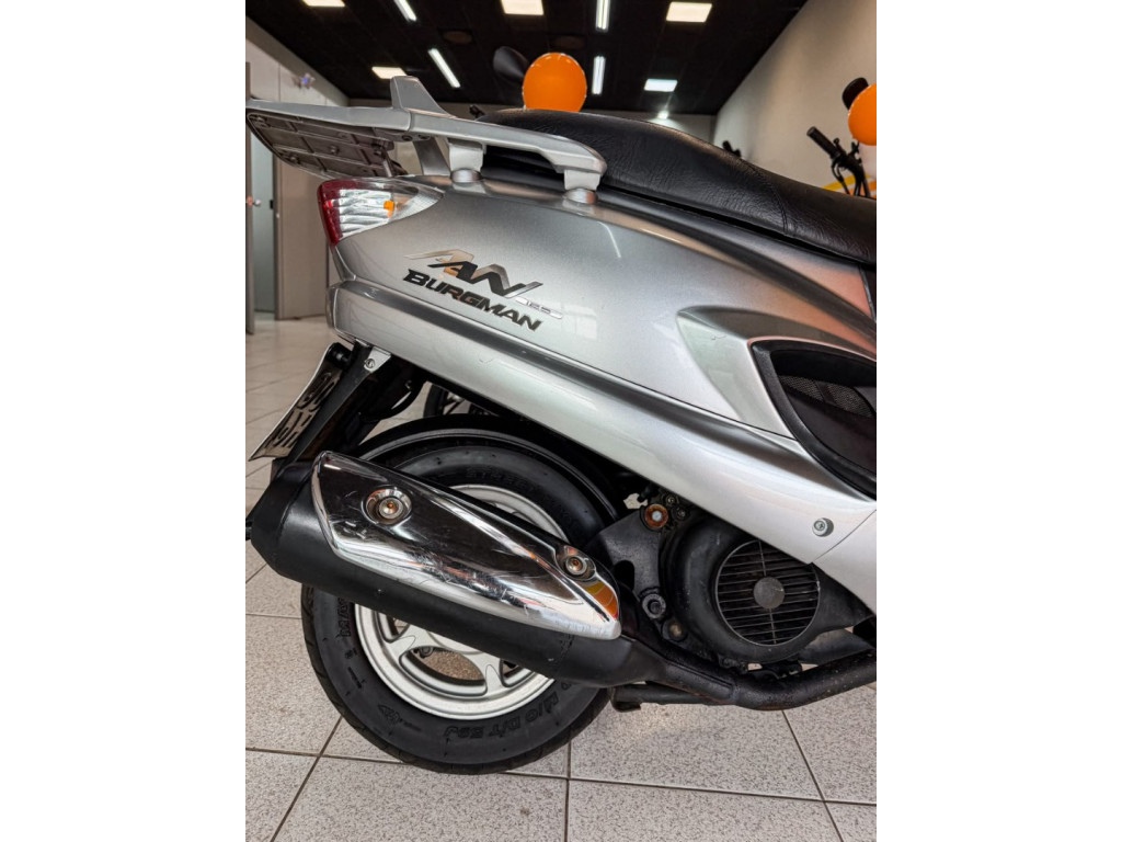 SUZUKI Burgman 125 Modelo sem Versão
