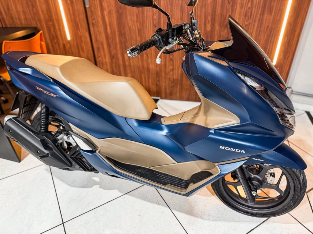 HONDA PCX 160 DLX ABS