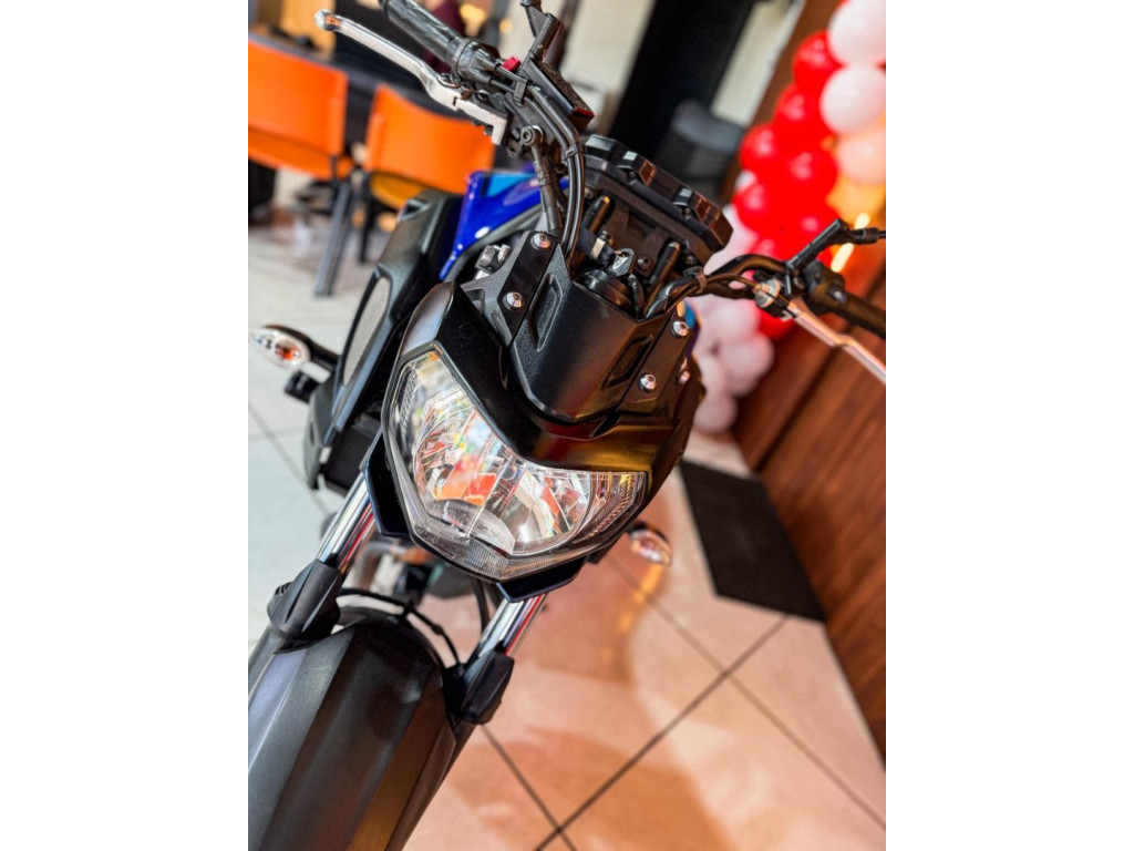 YAMAHA MT-07 700 ABS