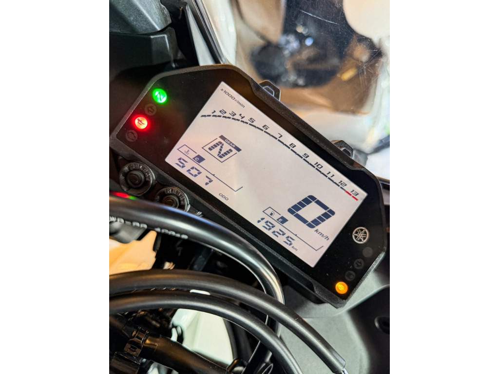 YAMAHA R 320 N/D