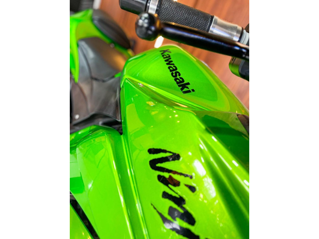 KAWASAKI Ninja 250 R