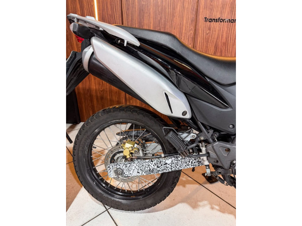 HONDA XRE 300 Modelo sem Versão