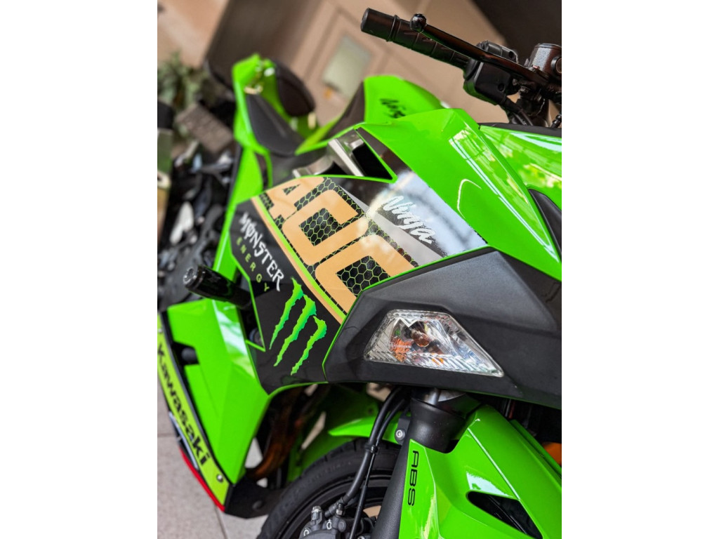 KAWASAKI Ninja 400 N/D