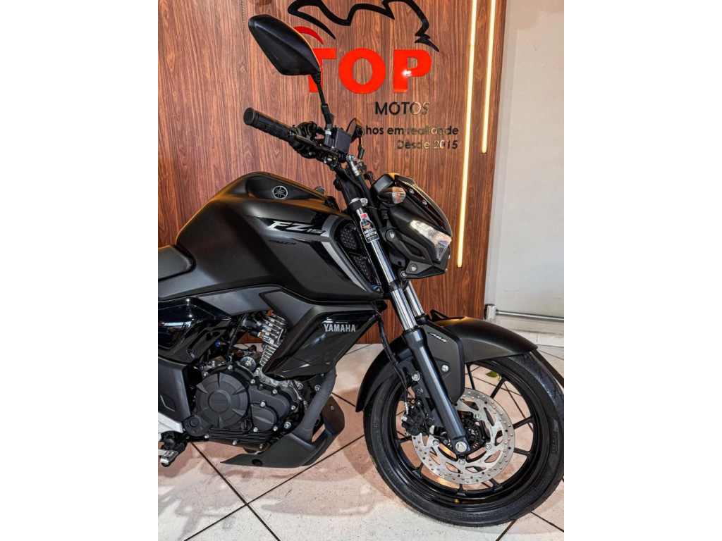 YAMAHA FZ 15 Fazer ABS