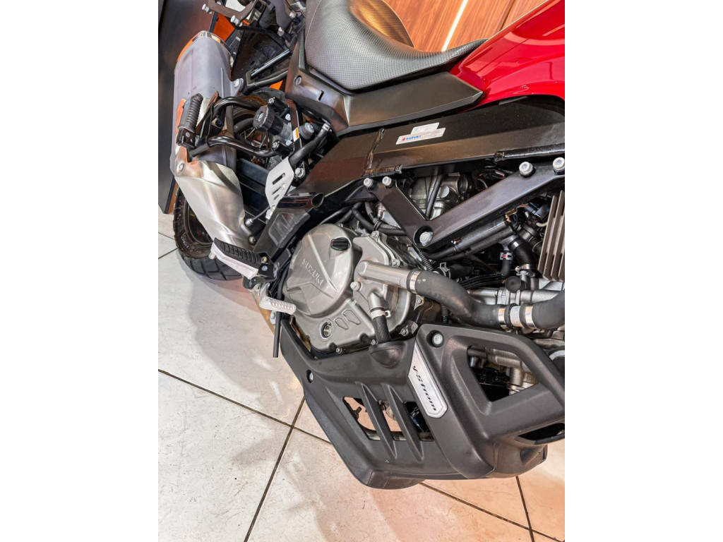 SUZUKI V-Strom DL 650 XT