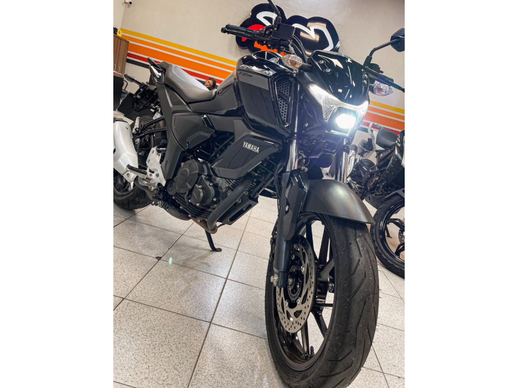 YAMAHA FZ 15 ABS