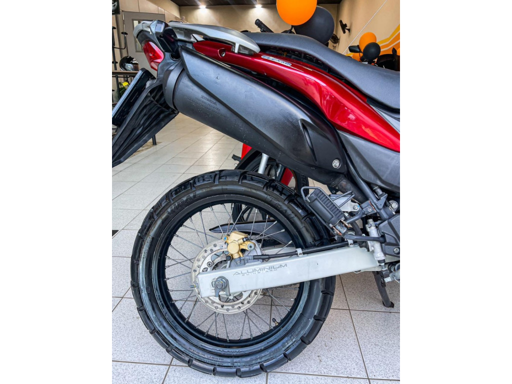 HONDA XRE 300 Modelo sem Versão