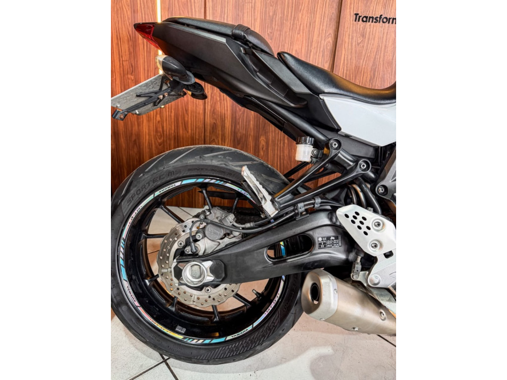YAMAHA MT-07 700 ABS
