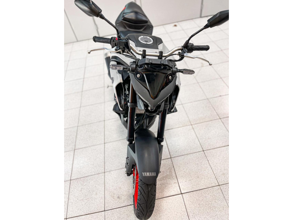 YAMAHA MT-03 300 ABS