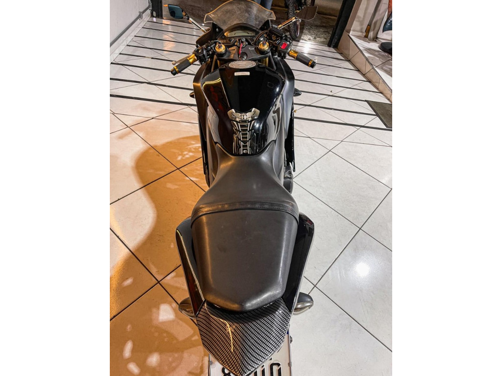 HONDA CBR 600 F Modelo sem Versão