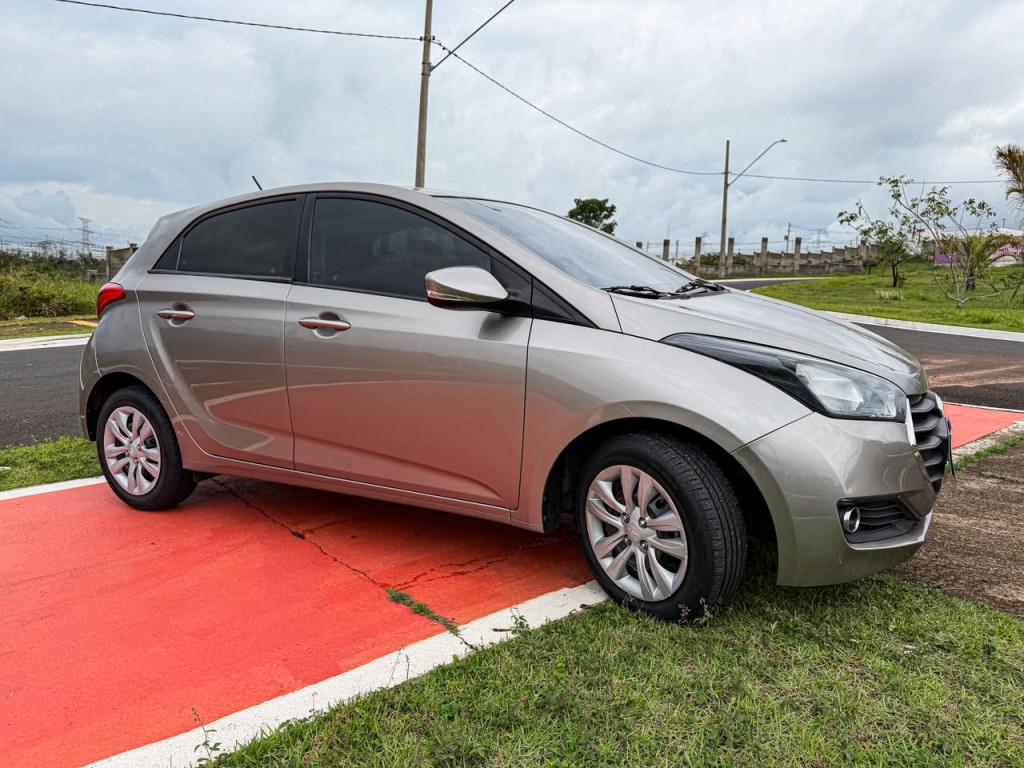 HYUNDAI HB 20 Hatch 1.0 12V 4P FLEX COMFORT